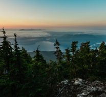 Breaking News Today – Hiking the Sunshine Coast Trail